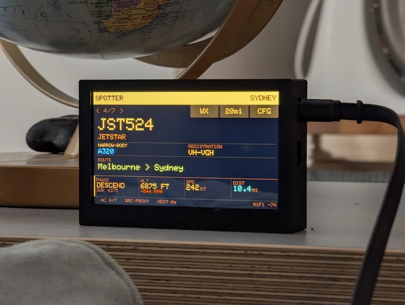 Foxtrot showing JST524, a Jetstar A320 descending from Melbourne to Sydney at 5,875 ft